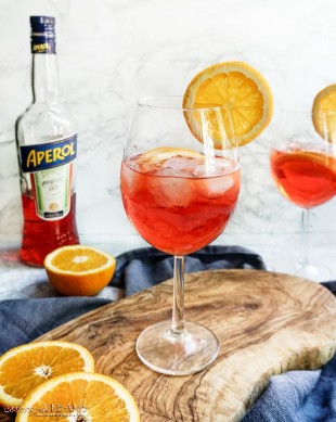 How To Make the Iconic Aperol Spritz Cocktail