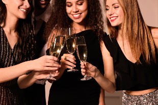 Wine recommendations and wine cocktail recipes for New Year's Eve